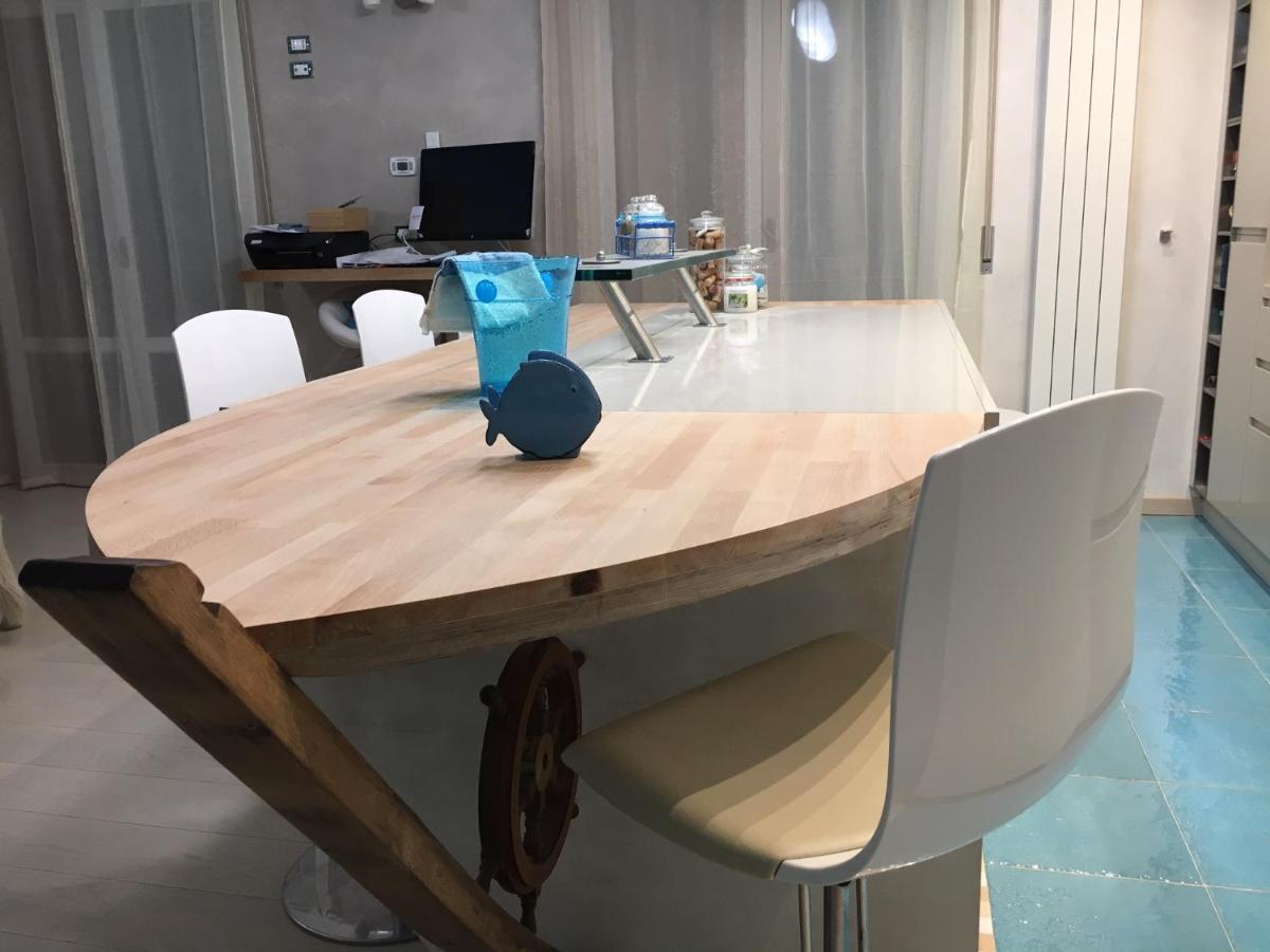 몬테로소 알 마레 Cinqueterreblu Lungomarenostro 아파트 외부 사진